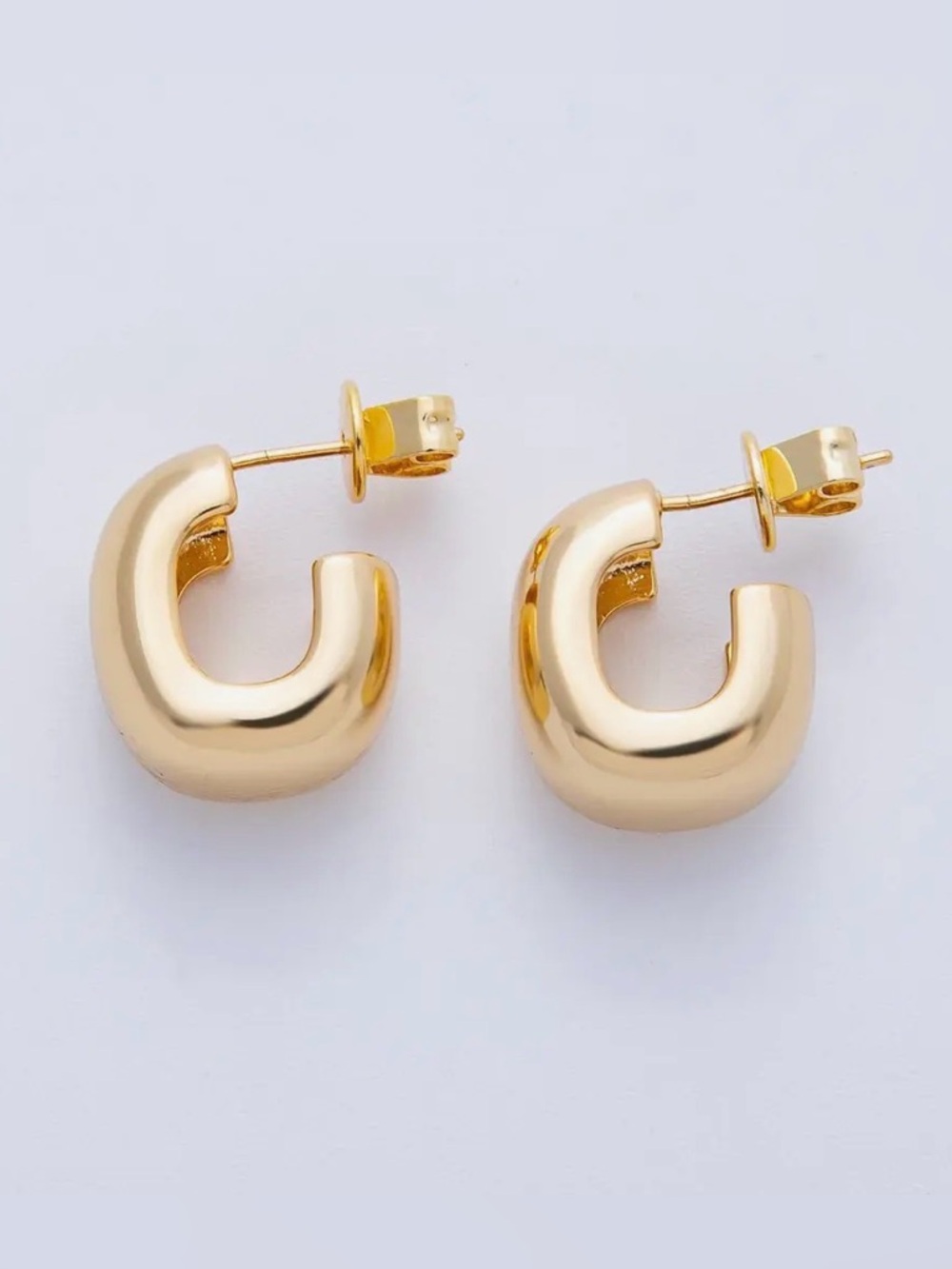 18K Gold Filled 19mm Wide
Minimalist Square J-Shaped Hoop
Earrings